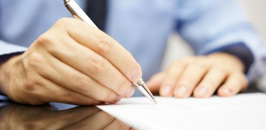 Taking on contract work may be a smart career move