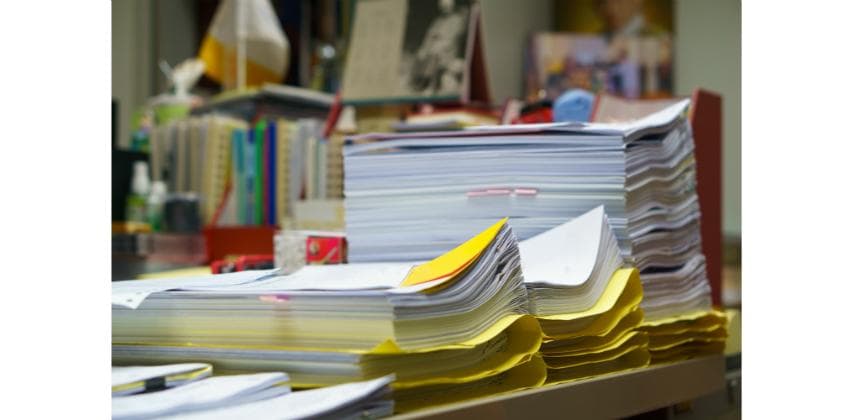 【行業內情】 學校書記真係最強文職筍工?
