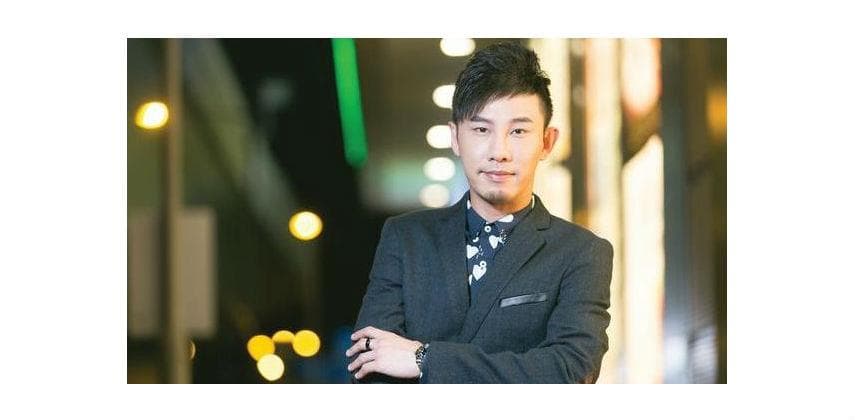 Louis Yan 來自街頭的魔法王