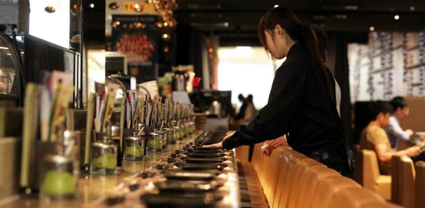 【行業內情】 連鎖壽司店侍應人工幾多？請唔請畢業生？係咪有機會去日本受訓？