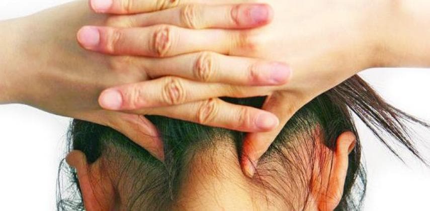 頭痛勿輕視 可能頸椎移位