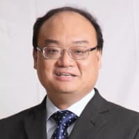 盧威林博士