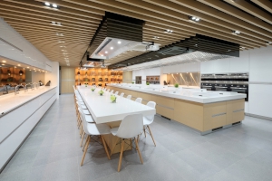  德國寶今年更打算開設烹飪中心，將顧客在實體零售店的購物體驗作出突破。