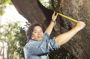 陳景曦坦言，若難以找到方法減低樹木的安全，樹藝師最終會建議移除樹木。